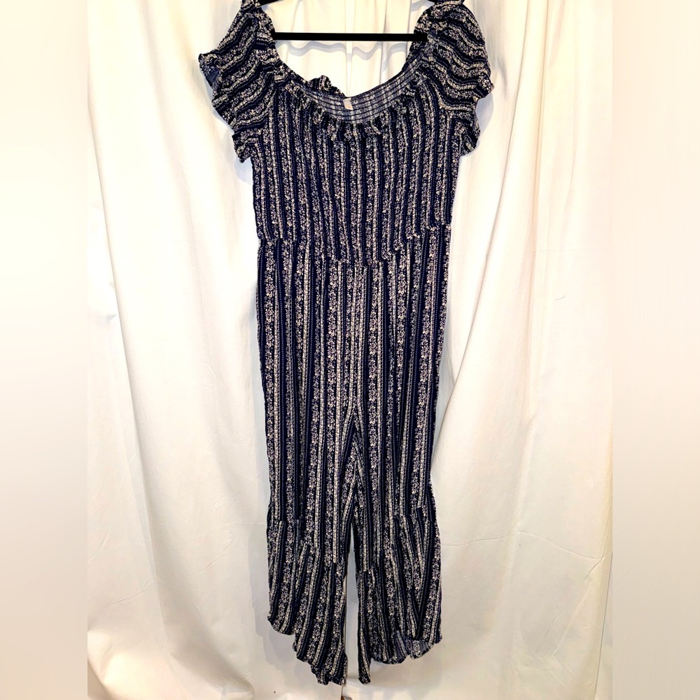Xhilaration Off Shoulder Jumpsuit XXL EUC